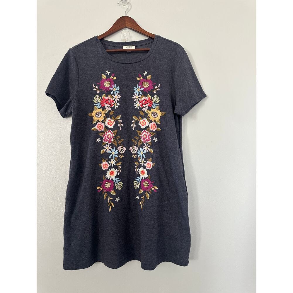 Umgee USA Embroidered Floral Shirt Dress sz Medium